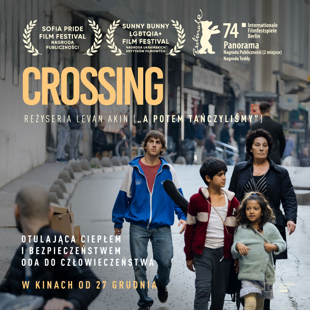 crossing_1080x1080_4